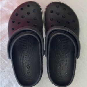 black crocs
